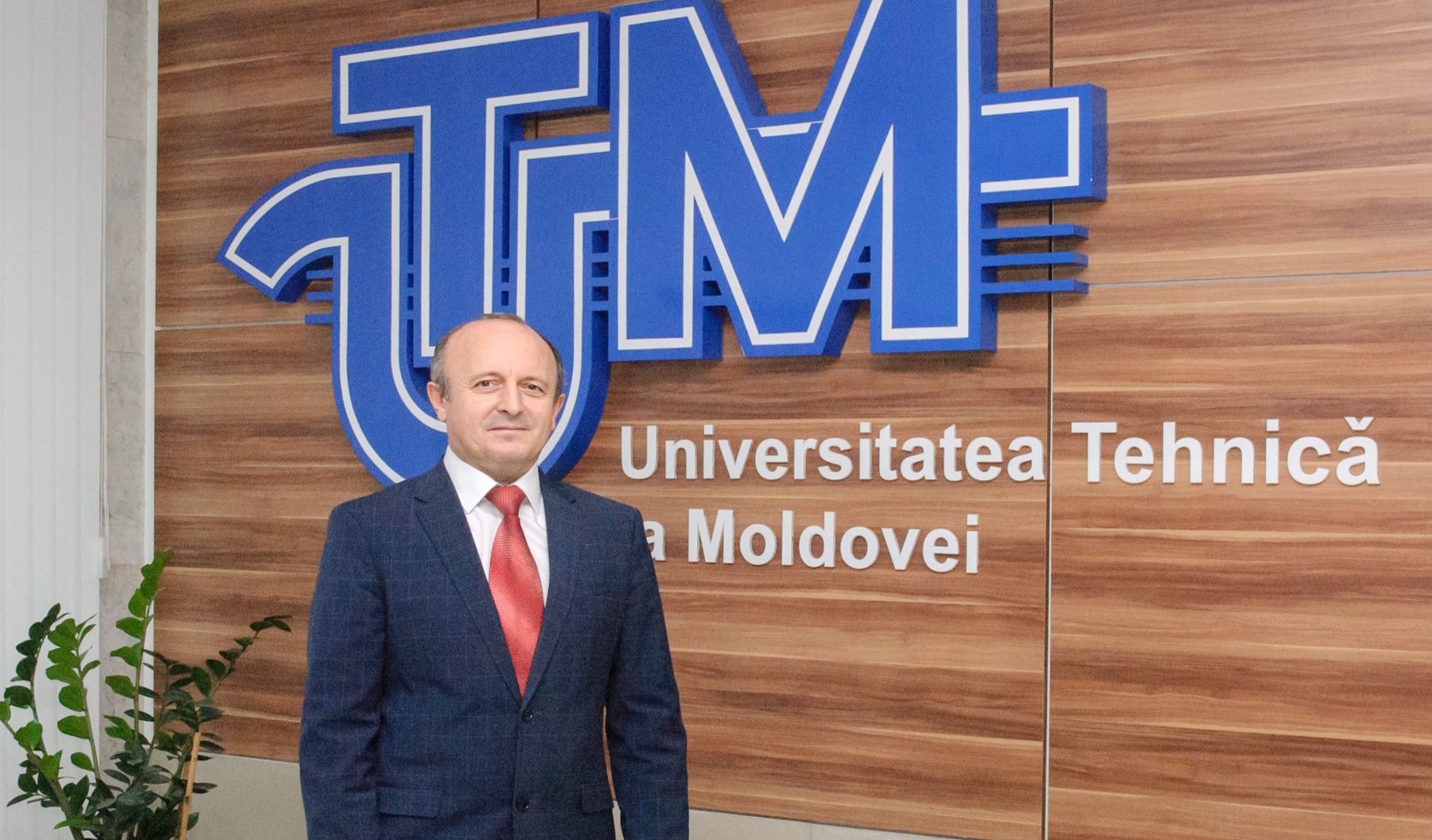 lupan - Excelență științifică de vârf: doi savanți ai UTM, recunoscuți în top 2% mondial!