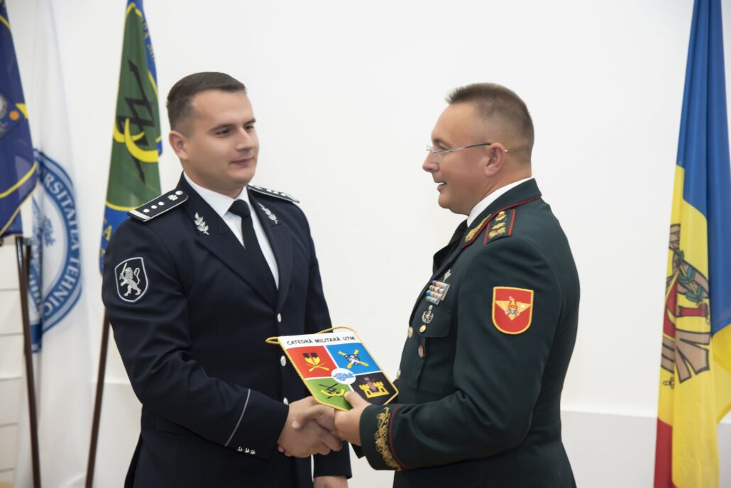 172 - Catedra Militară a UTM a marcat 20 de ani de la înființare