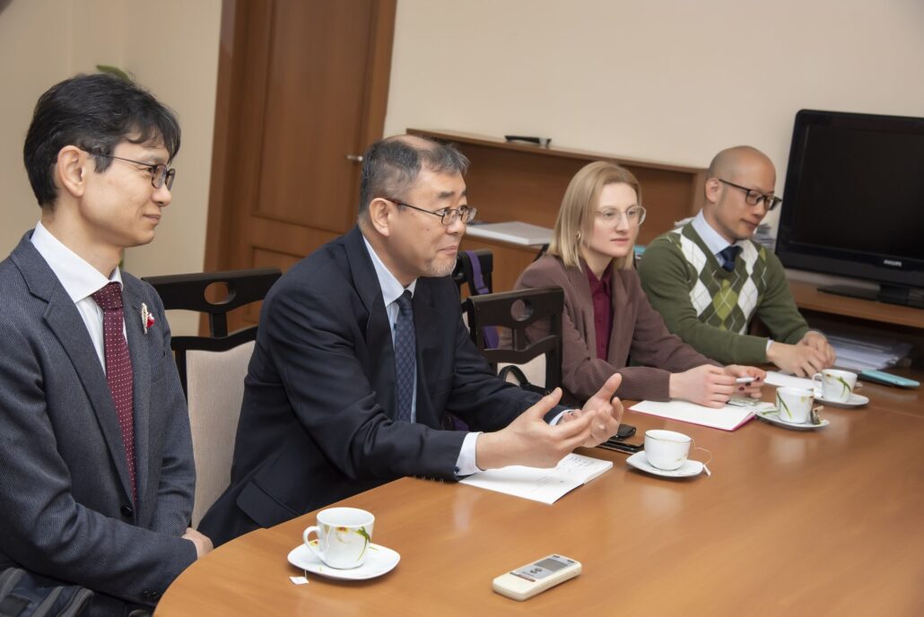 008 3 - Dezvoltare industrială și management japonez: prelegere ținută la UTM de către conf. univ., dr. Gaku Funabashi, Universitatea Internațională din Japonia