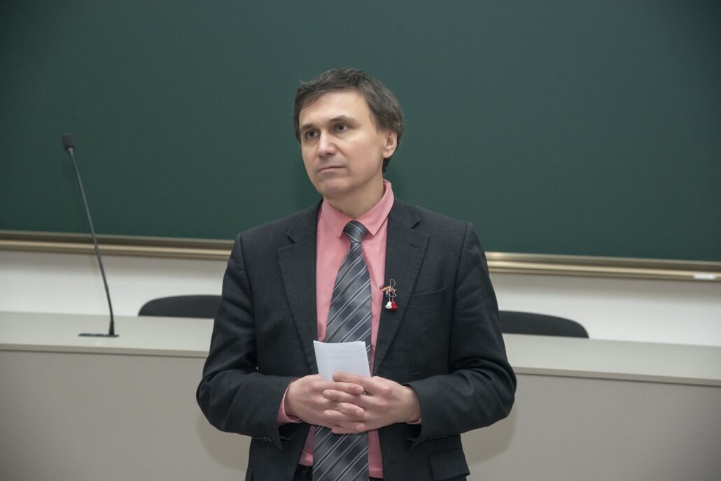 024 1 1 - Dezvoltare industrială și management japonez: prelegere ținută la UTM de către conf. univ., dr. Gaku Funabashi, Universitatea Internațională din Japonia
