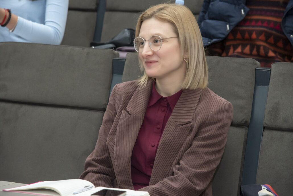 040 1 1 - Dezvoltare industrială și management japonez: prelegere ținută la UTM de către conf. univ., dr. Gaku Funabashi, Universitatea Internațională din Japonia