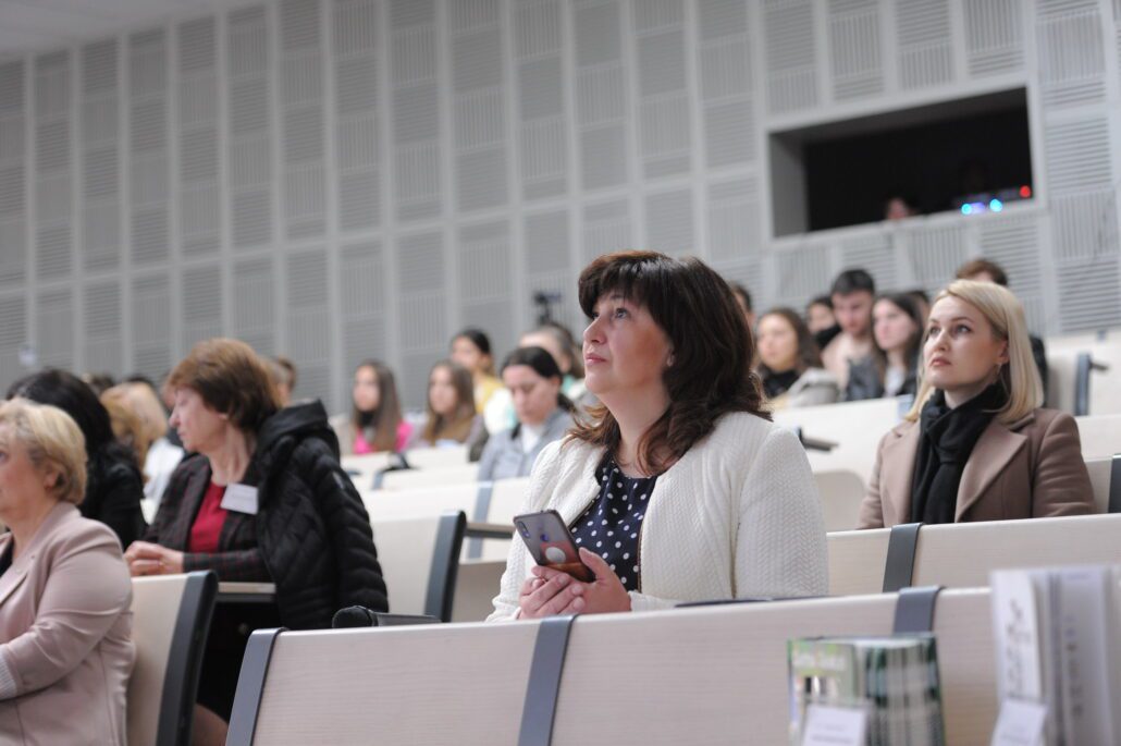 FD Conf 10 26 30 0052 lr - Facultatea de Design, UTM:  Simpozionul Internațional „Creativitate, Tehnologie și Marketing”, ediția a V-a