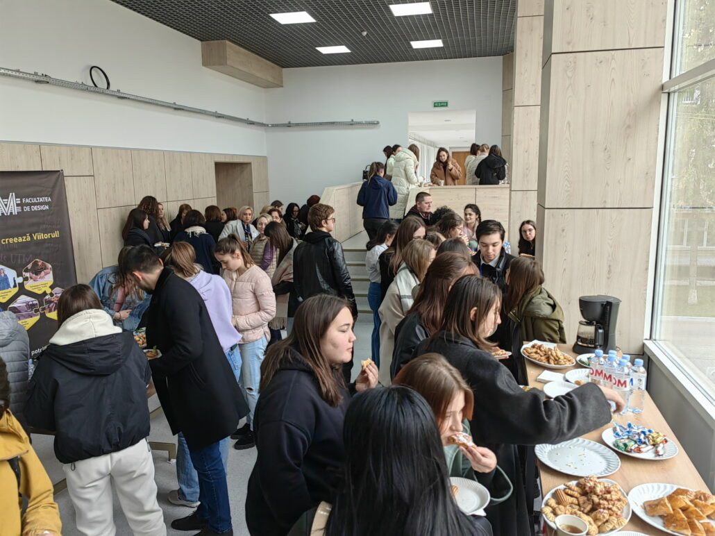 FD Conf 11 13 11 s lr - Facultatea de Design, UTM:  Simpozionul Internațional „Creativitate, Tehnologie și Marketing”, ediția a V-a