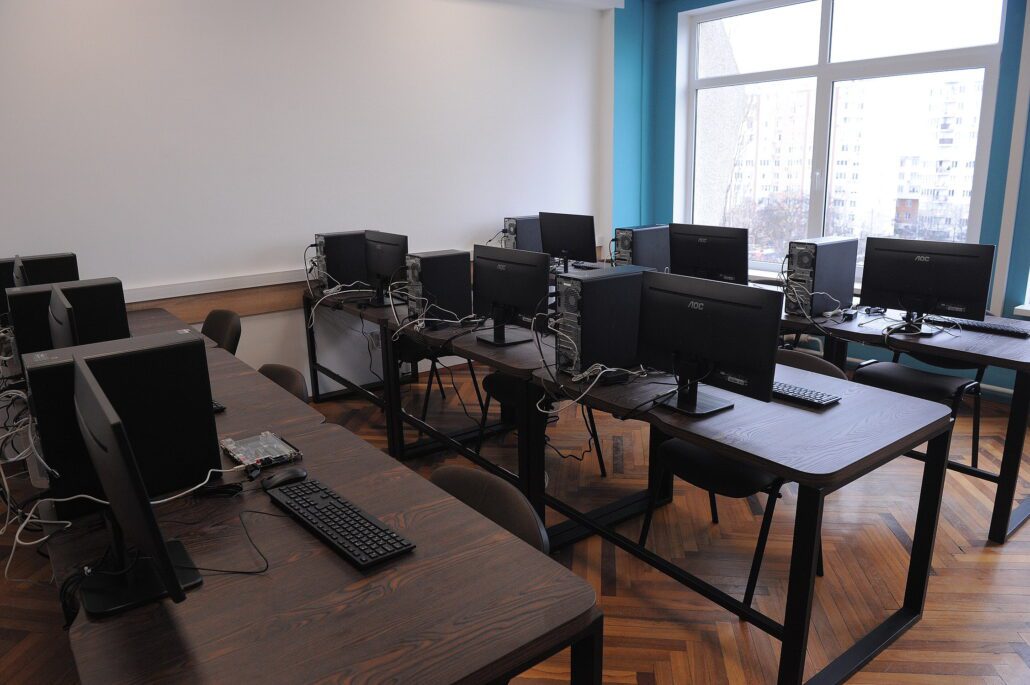 SDI 1263 lr - Modern conditions for studying and a decent life within the dorms – a permanent and defining objective of UTM