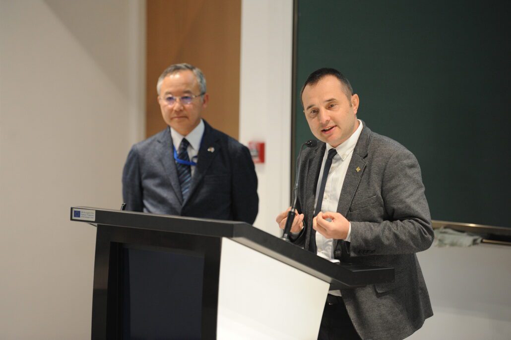 sdi 0445 lr - Diplomația în acțiune: Ambasadorul Extraordinar și Plenipotențiar al Japoniei în RM vorbește despre evoluția globalizării într-o prelegere de excepție