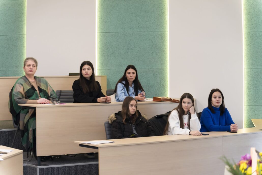 CONFERINȚA ECONOMICĂ INTERNAȚIONALĂ, EDIȚIA A 6-A: „COMPETITIVITATE ȘI DEZVOLTARE SUSTENABILĂ” 5 042