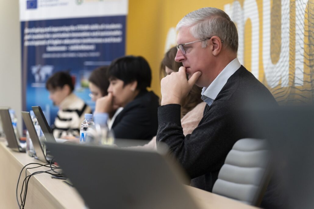 CONFERINȚA ECONOMICĂ INTERNAȚIONALĂ, EDIȚIA A 6-A: „COMPETITIVITATE ȘI DEZVOLTARE SUSTENABILĂ” 2 081