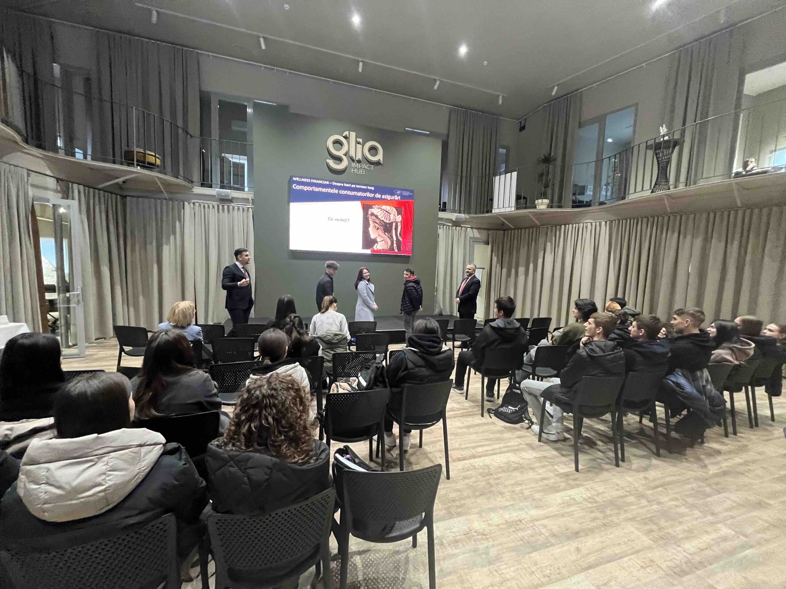 img 8808 scaled - Viitorii specialiști în finanțe și bănci învață arta deciziilor financiare responsabile la Global Money Week 2025