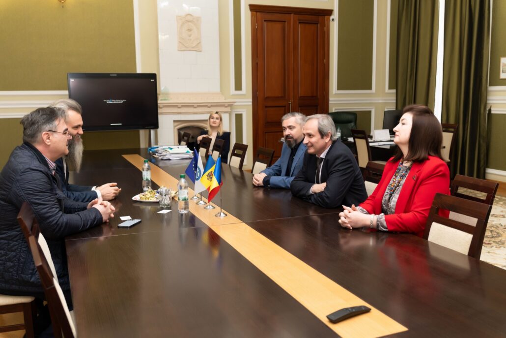 img 9666 - Constructive Dialogue Between UTM and UPB / AARNIEC on Collaboration with the Research and Education Network – RoEduNet