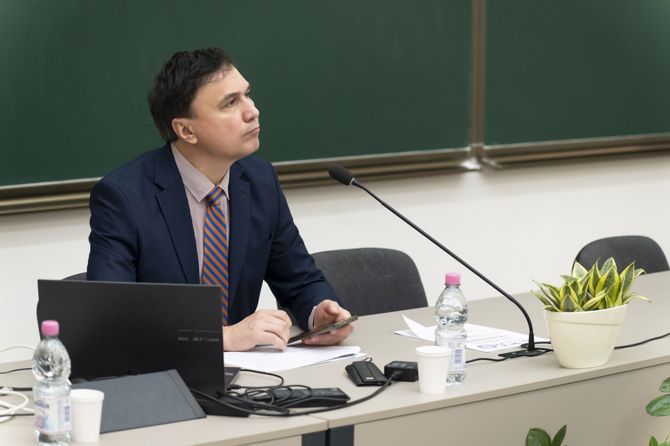 c - A VII-a ediție a Conferinței Internaționale „Competitiveness And Sustainable Development”