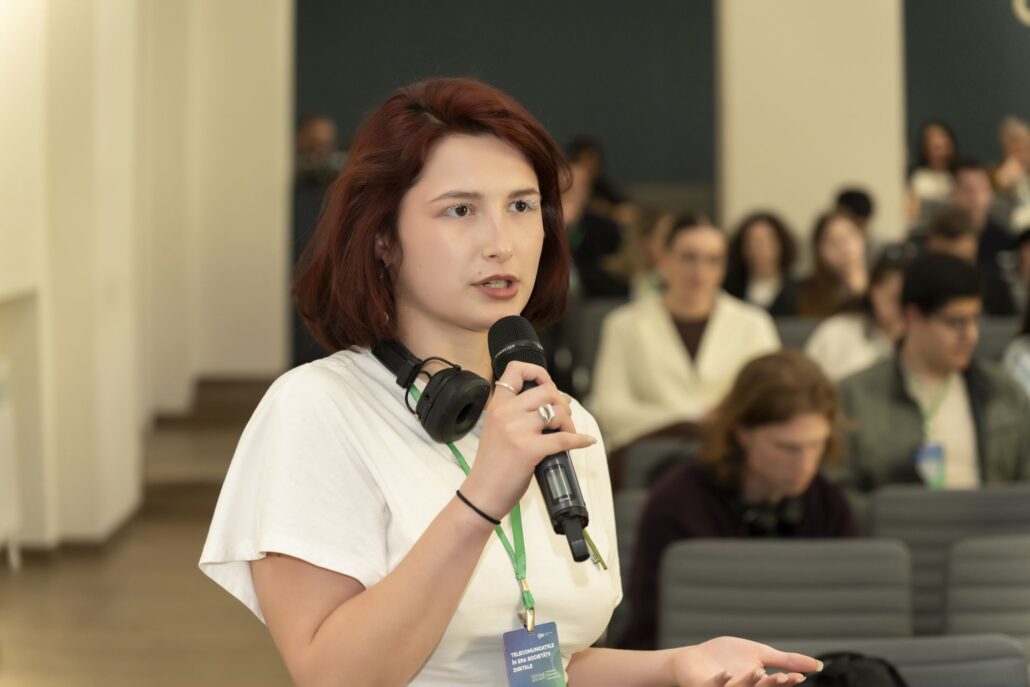 050 - Telecomunicațiile în era societății digitale: o masă rotundă care a adus industria în fața studenților