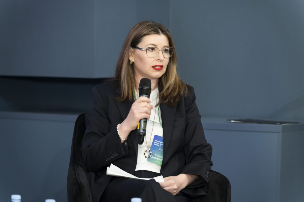 img 7125 1 - Telecomunicațiile în era societății digitale: o masă rotundă care a adus industria în fața studenților