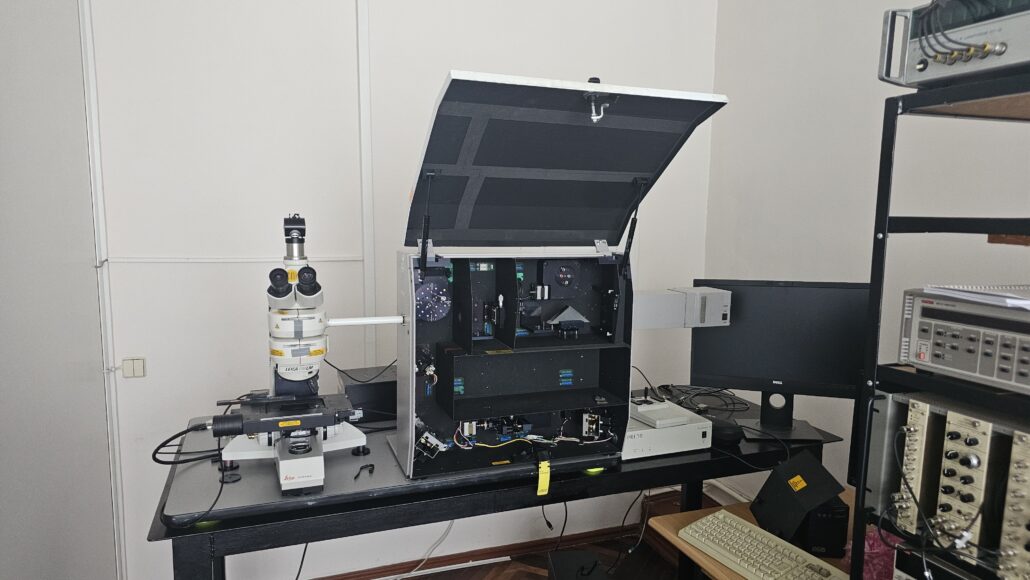 20260620 135059 - UTM extinde infrastructura de cercetare printr-un spectrometru Raman donat de Bristol
